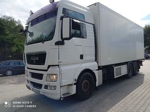MAN TGX 26.440 for transporting meat