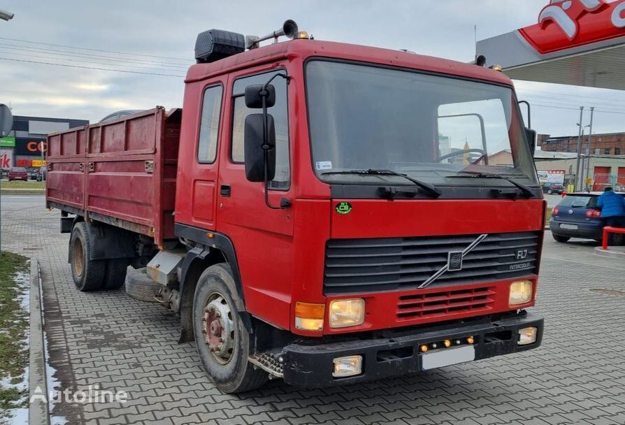 autobasculantă Volvo FL7