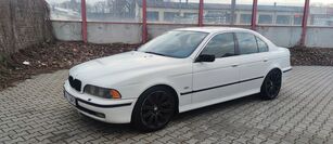 sedan BMW seria-5