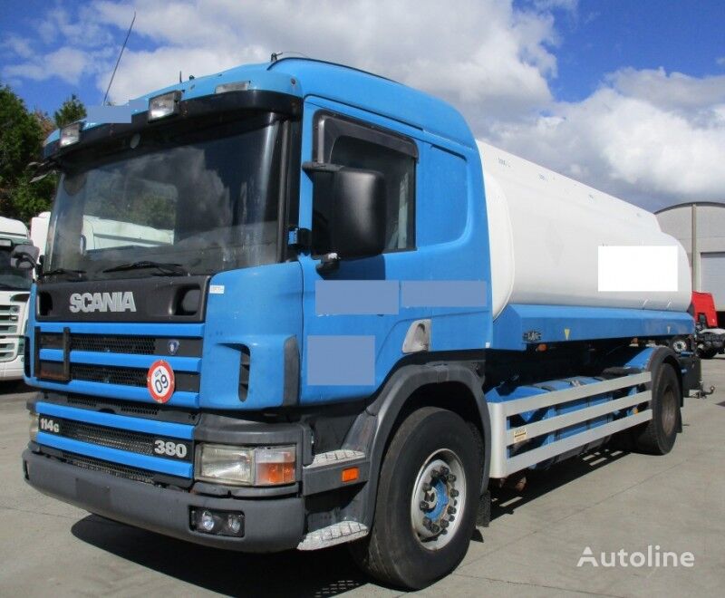 camion cisternă combustibil Scania 114