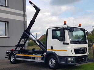 camion cu cârlig MAN TGL 12.220