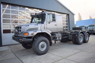 camion şasiu Mercedes-Benz Zetros 4051 A 6x6 Chassis Cabin nou