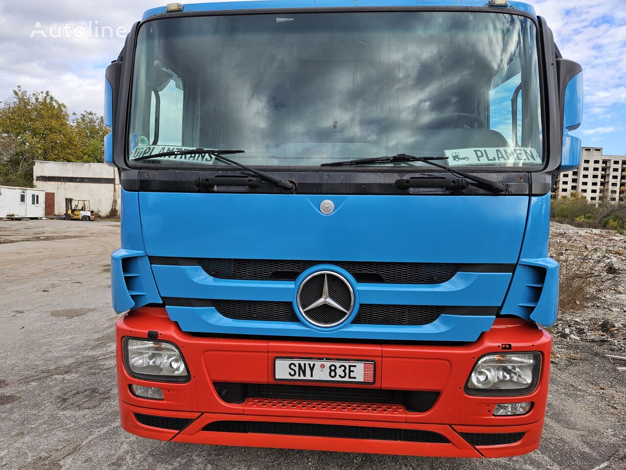 camion transport auto Mercedes-Benz Actros 1832