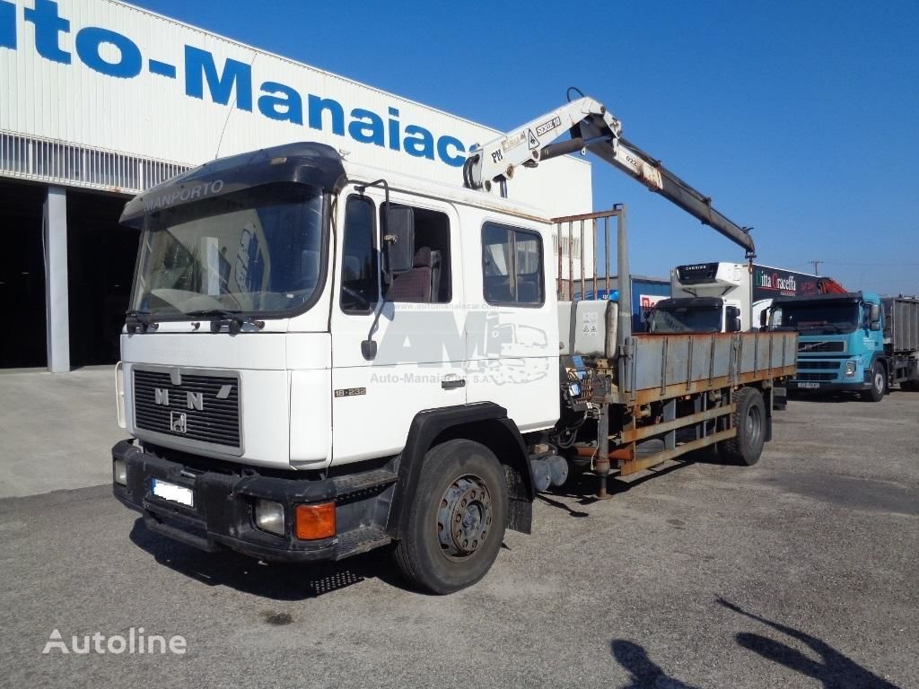 dropside camion MAN 18.232 4X2 C/ REDUÇÃO CAB DUPLA 7 LUGARES C/ GRUA