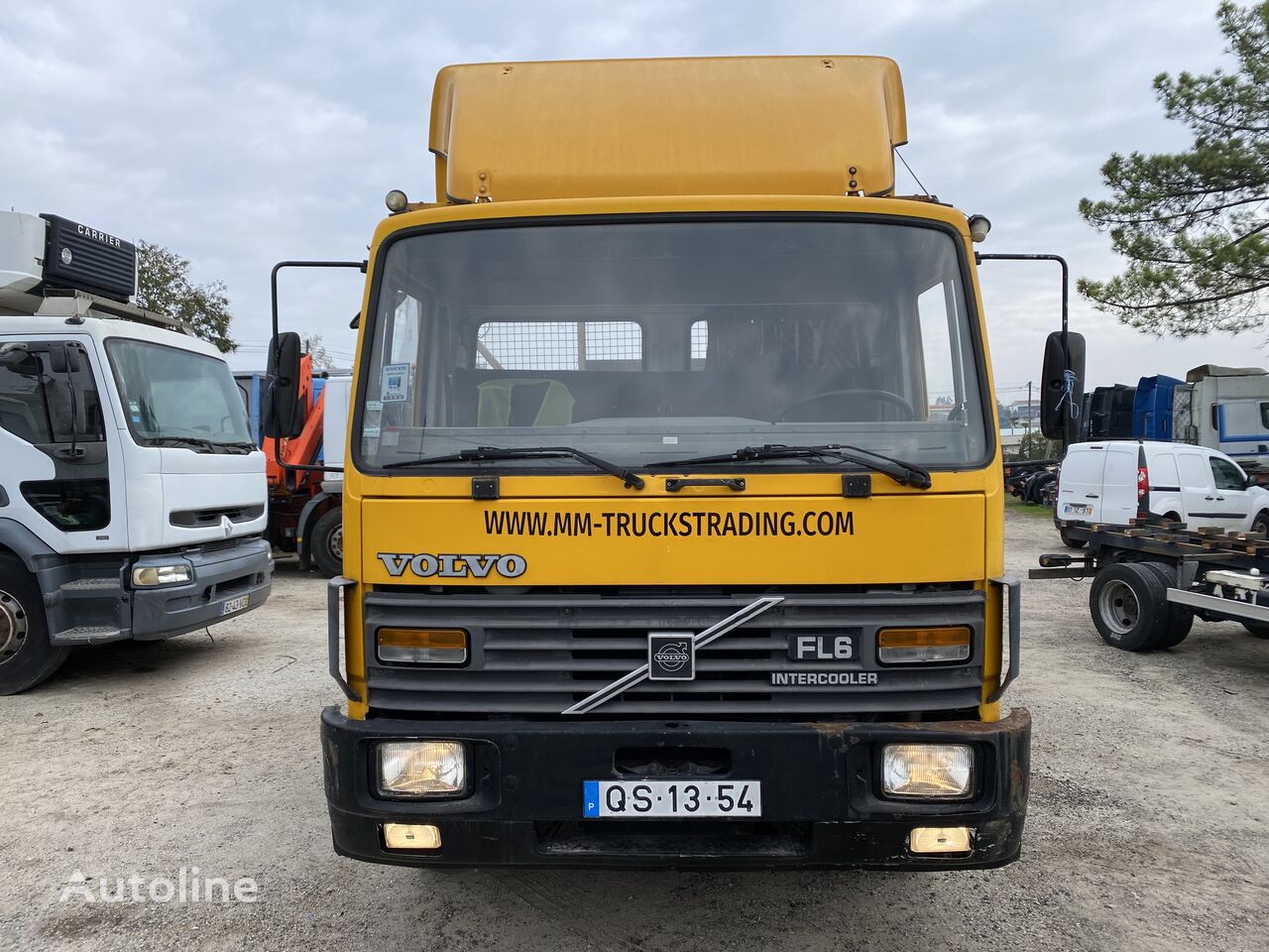 dropside camion Volvo FL6 17