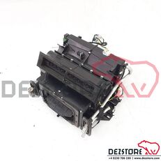 radiator al cuptorului Carcasa radiator clima 1980852 pentru cap tractor DAF XF