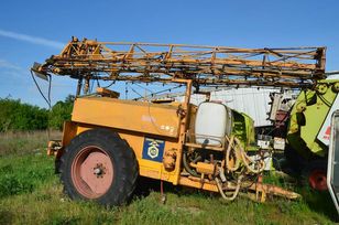 masina de erbicidat tractata HD 4000