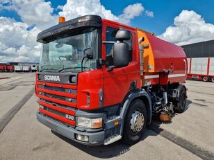 maşina de măturat stradă Scania P94 230 4x2 Johnston-Beam JB 625 Kehrmaschine