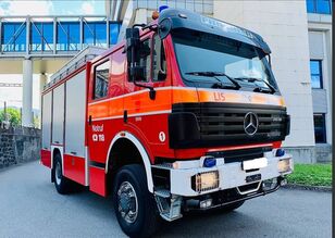 mașină de pompieri Mercedes-Benz 2038 4x4