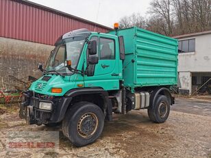 vehicul municipal universal Mercedes-Benz Unimog U 500