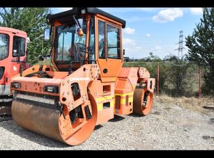 cilindru compactor pentru asfalt DYNAPAC CC334 HF