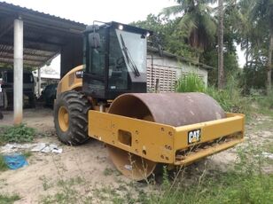 cilindru compactor pentru terasamente CATERPILLAR CS54B